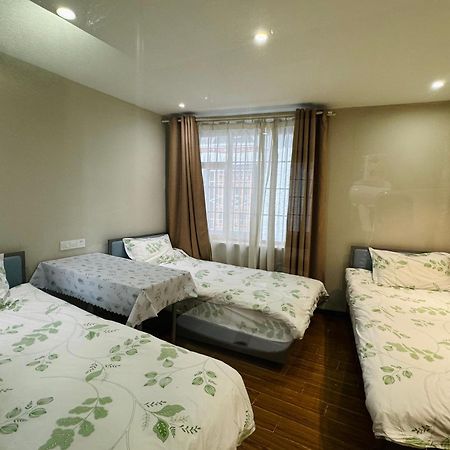 Fengma Feiyang Hostel Lhasa Buitenkant foto