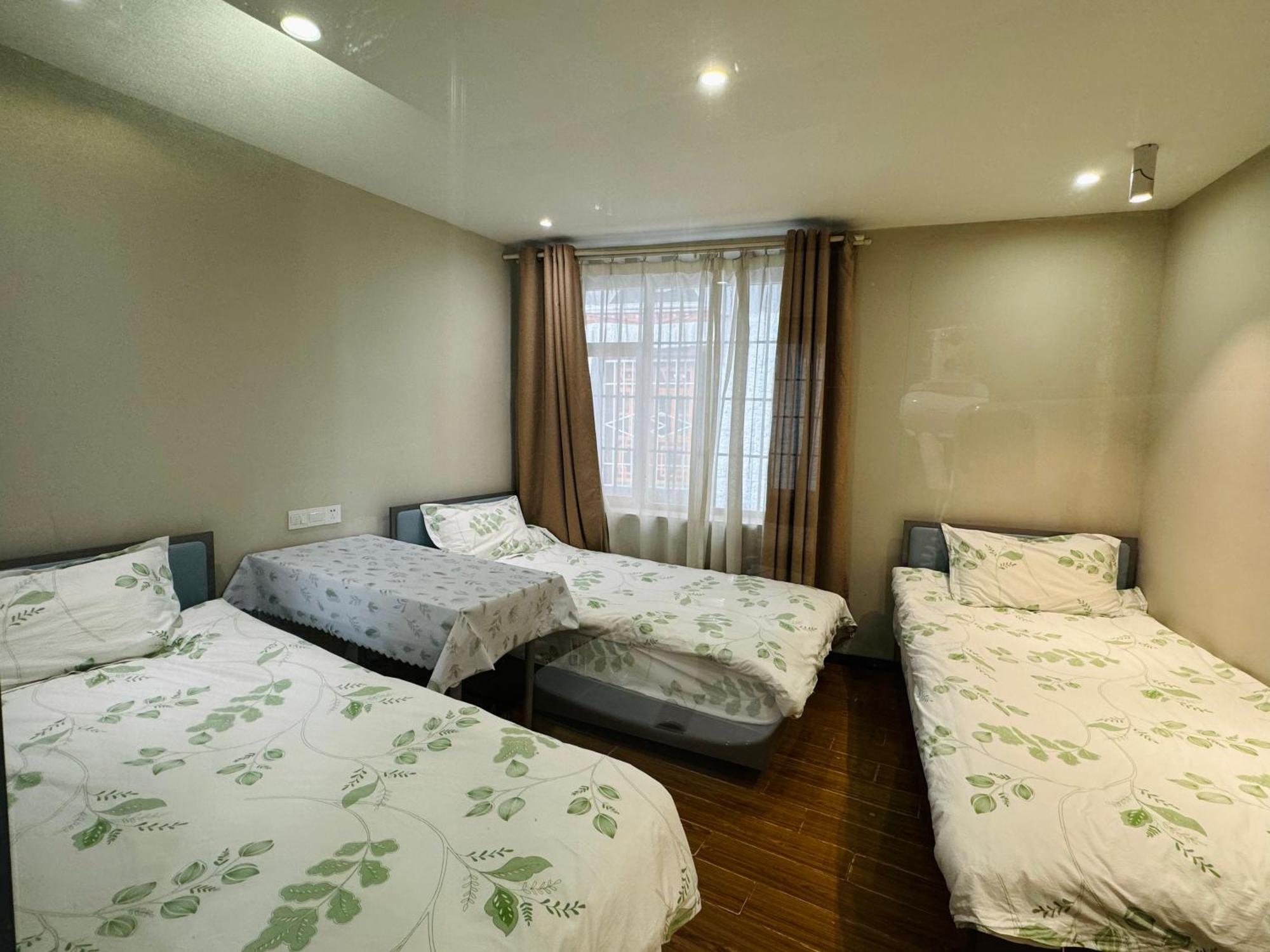 Fengma Feiyang Hostel Lhasa Buitenkant foto
