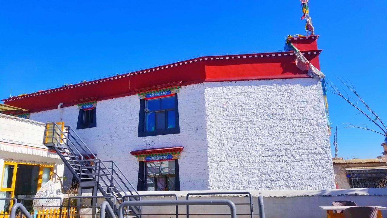 Fengma Feiyang Hostel Lhasa Buitenkant foto
