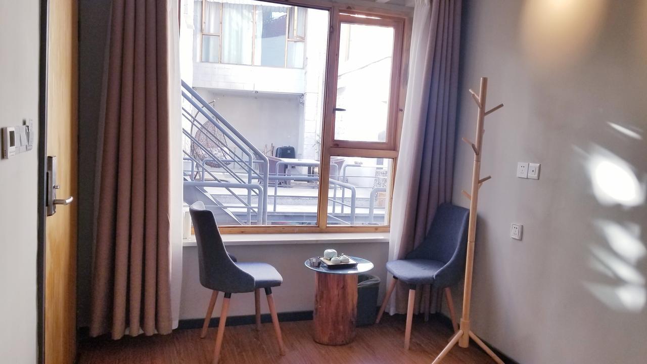 Fengma Feiyang Hostel Lhasa Buitenkant foto