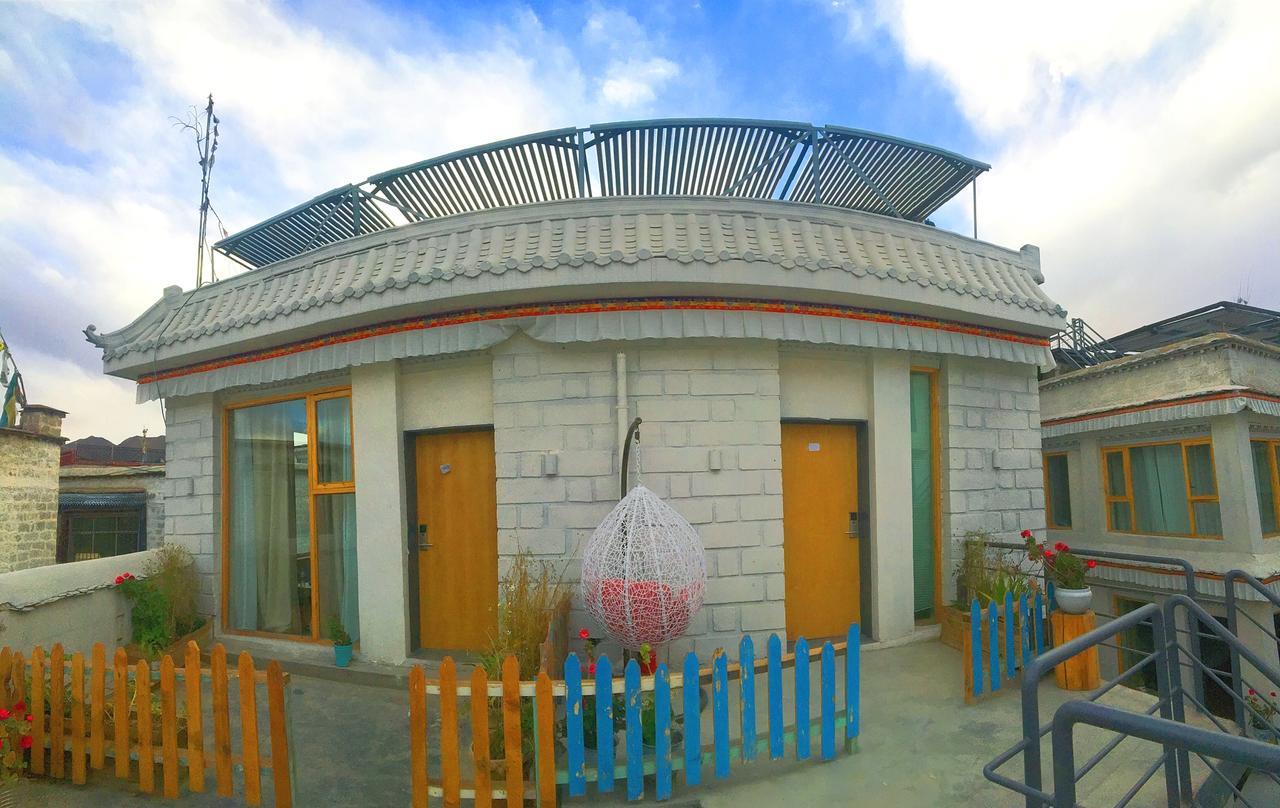 Fengma Feiyang Hostel Lhasa Buitenkant foto