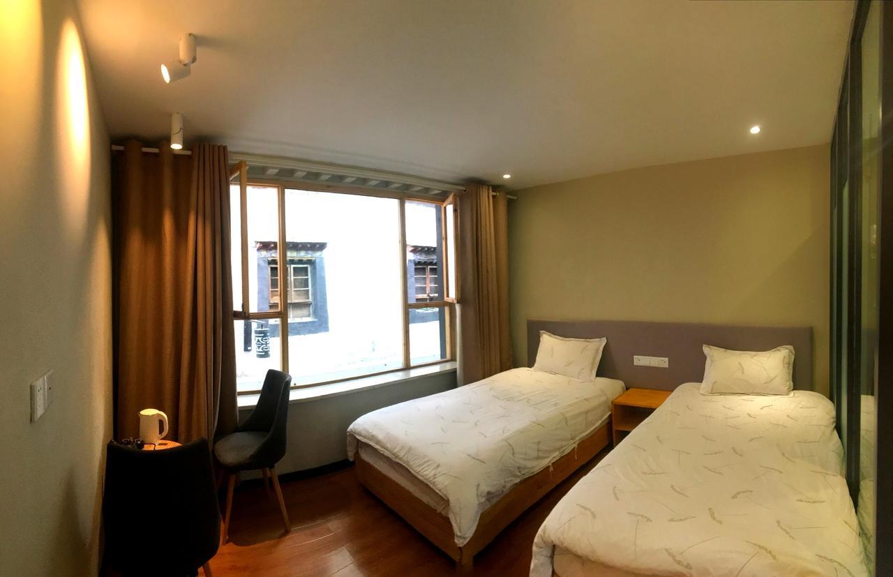 Fengma Feiyang Hostel Lhasa Buitenkant foto