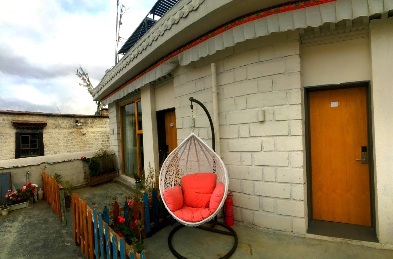 Fengma Feiyang Hostel Lhasa Buitenkant foto