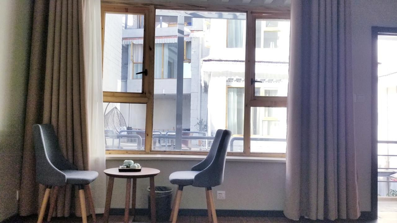 Fengma Feiyang Hostel Lhasa Buitenkant foto