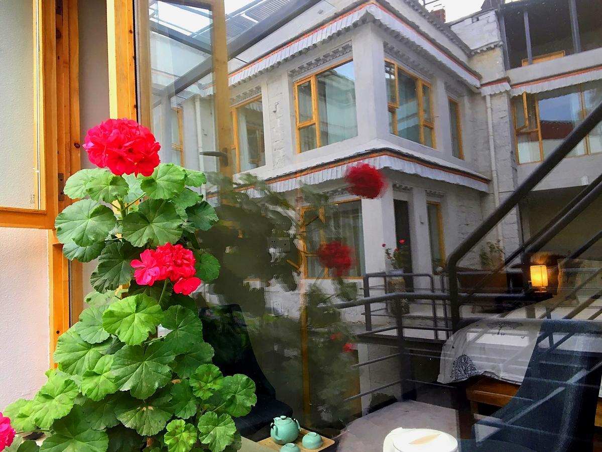 Fengma Feiyang Hostel Lhasa Buitenkant foto